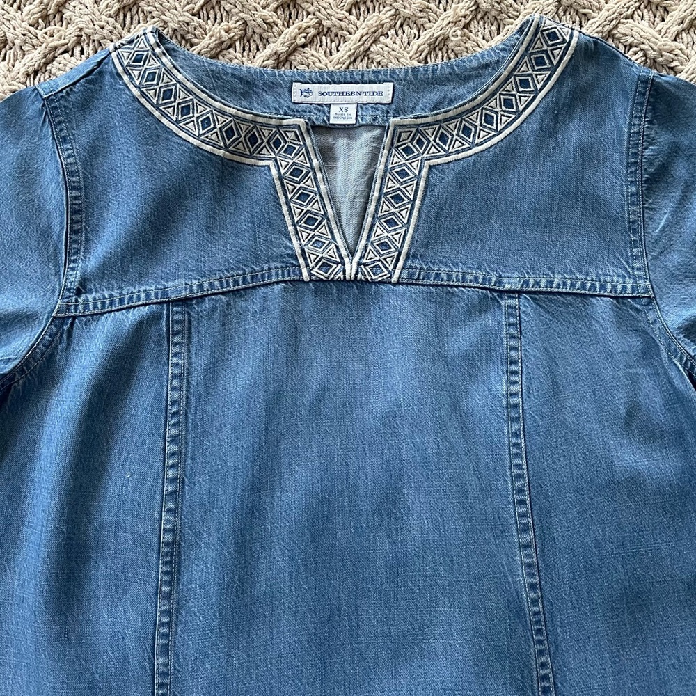 Southern Tide 100% Tencel Holly Embroidered Chambray Light Indigo Dress Size XS - Picture 4 of 16
